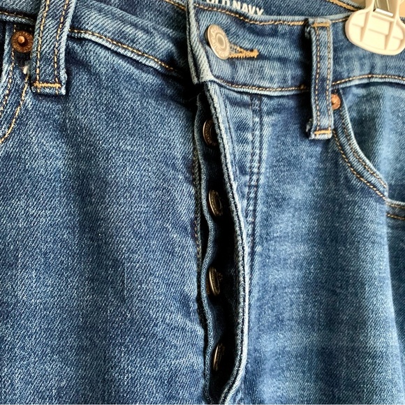 Old Navy extra high-rise sky-hi straight secret-smooth pockets jeans size 10 - Picture 7 of 9